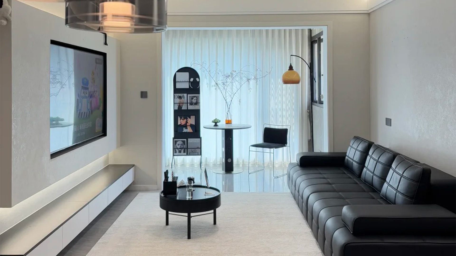 現(xiàn)代簡約風(fēng)|黑白極簡空間設(shè)計，高級感自然流露